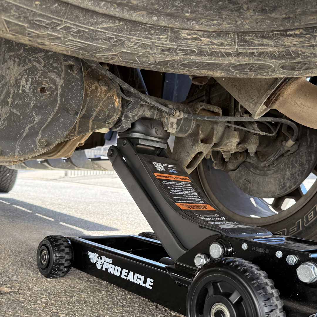 TUBE / AXLE ADAPTOR