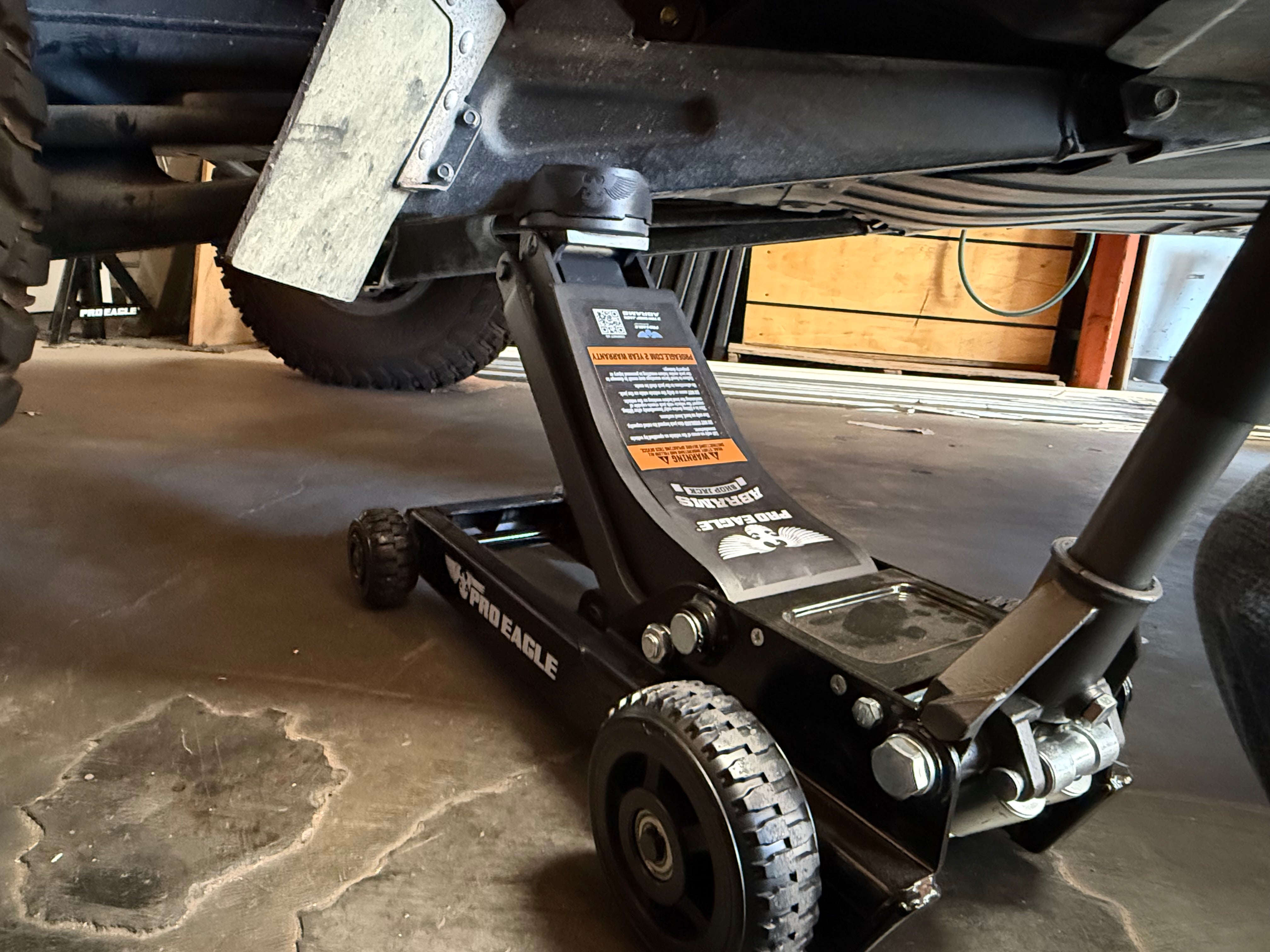 TUBE / AXLE ADAPTOR